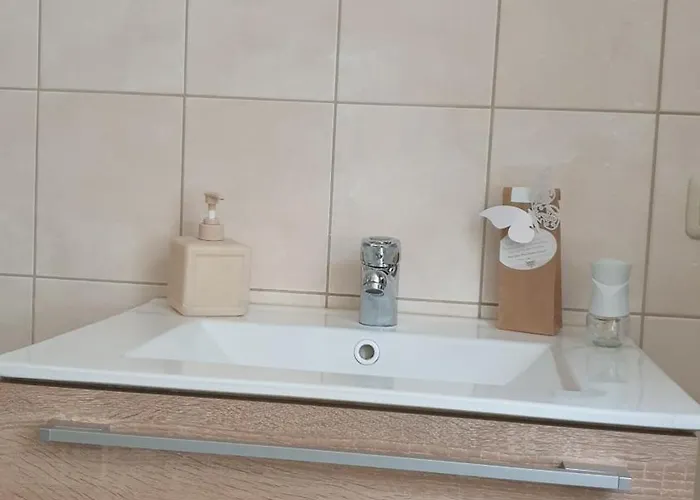 Sonnenschein Familie Hamdorf Appartement